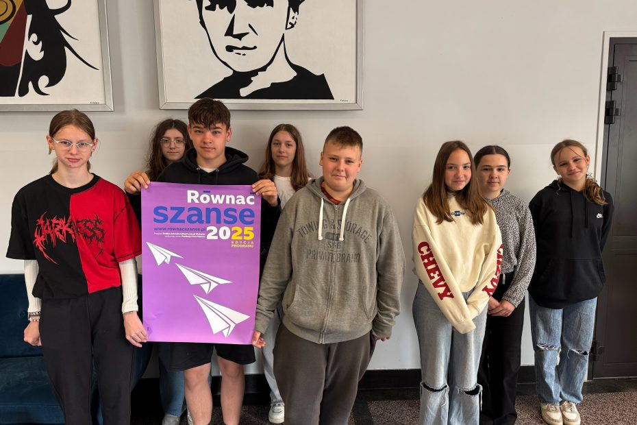 przedstawia młodzież projektową równać szanse