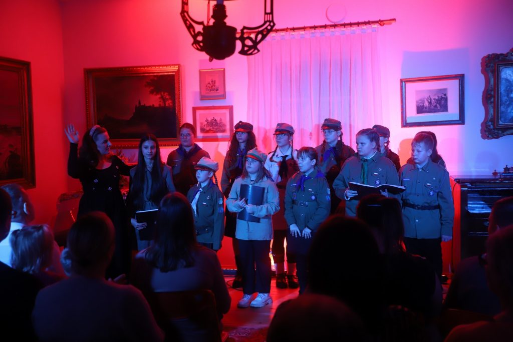 Koncert w Dworze w Dołędze Muzyka w szlacheckim dworze - "Bijące tony wolności" 6