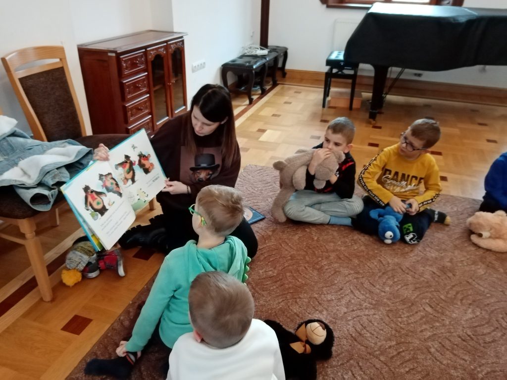 dzień pluszowego misia w GBP w Szczurowej