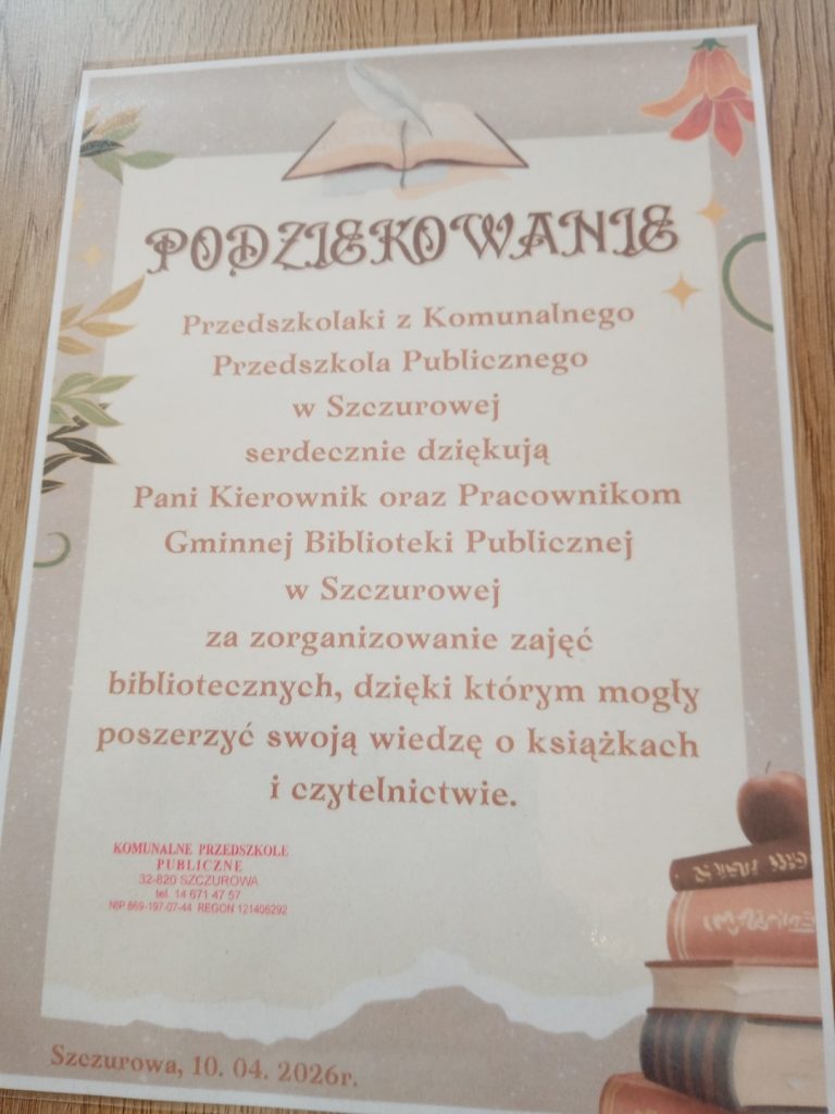zdjęcie przedstawia podziękowanie za zorganizowanie zajęć w Gminnej Bibliotece Publicznej w Szczurowej